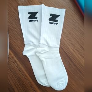 Zwift Aero Cycling Socks, unisex Size EU 41-45 Brand New, WHITE